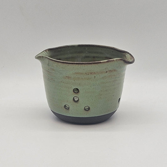 Strainer - Pumpernickel