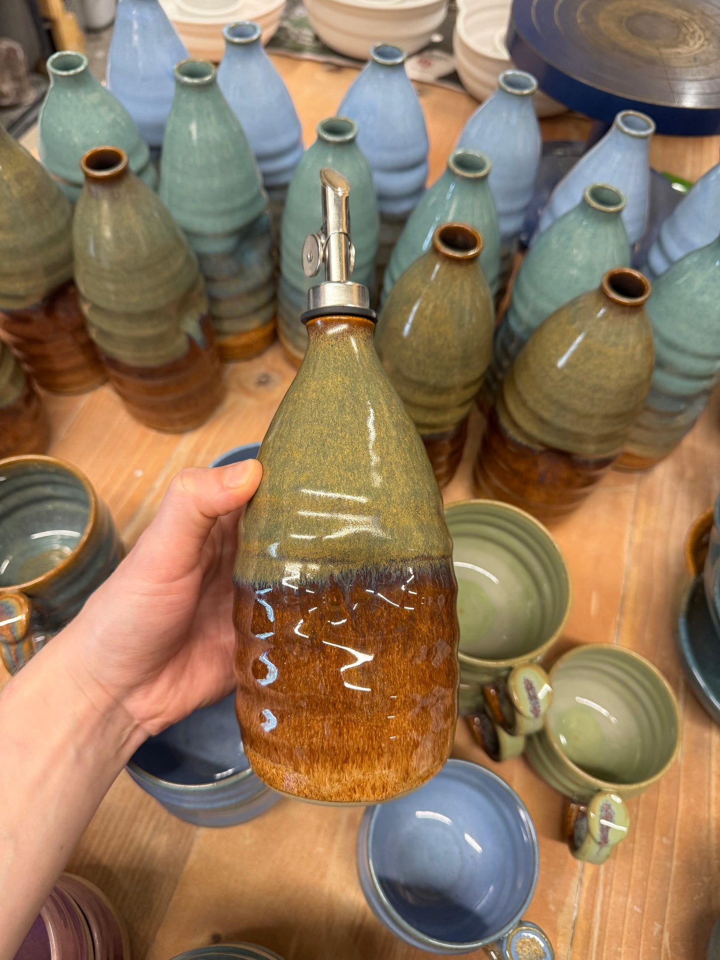 Oil Bottle (small) - Ferric Fervor/Snowflecks